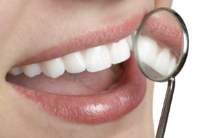 healthy gums in a dental mirror